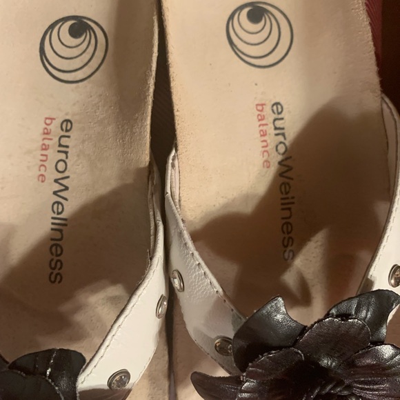 EuroWellness sandal slides - size 6.5/37 - Picture 4 of 6